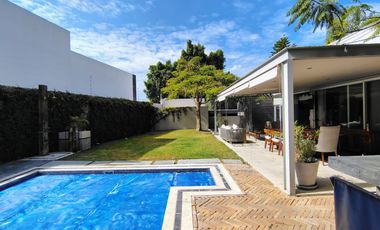 VENTA CASA DE UNA SAOLA PLANTA EN VILLAS DEL MESON CON CUARTO DE SERVICIO