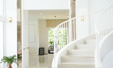 For sale, Luxury Pool Villa, 6 bedrooms, 994 sq m, Saraphi District, Chiang Mai, near Rangsit International Demonstration School
