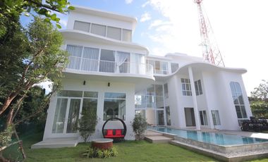 For sale, Luxury Pool Villa, 6 bedrooms, 994 sq m, Saraphi District, Chiang Mai, near Rangsit International Demonstration School