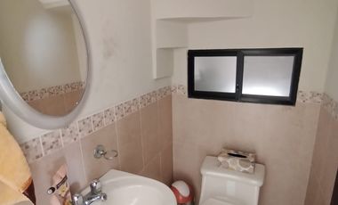 Casa Semiamoblada en Alquiler en Portal Al Sol, 3 Habitaciones, 3 Baños, Patio, Parqueo, Seguridad, Vía a la Costa.