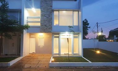 Rumah Alik Larangan Kota Tangerang Dkt Jaksel, SIAP HUNI Baru 2 LANTAI Mewah Harga Murah Jual Dijual