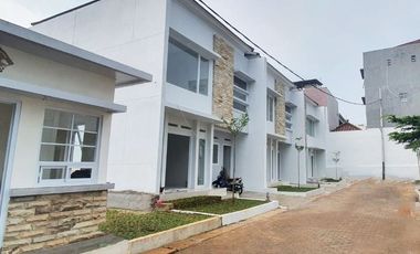 Rumah Alik Larangan Kota Tangerang Dkt Jaksel, SIAP HUNI Baru 2 LANTAI Mewah Harga Murah Jual Dijual