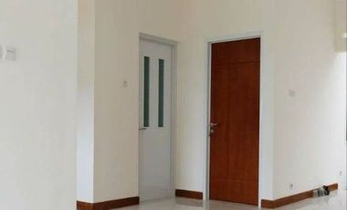 Rumah Alik Larangan Kota Tangerang Dkt Jaksel, SIAP HUNI Baru 2 LANTAI Mewah Harga Murah Jual Dijual