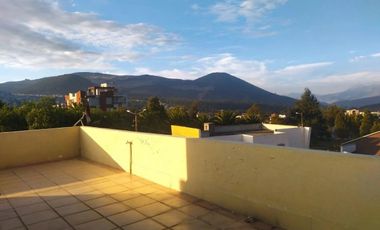 Vedo casa de 410m, urbanizacion privada El condado