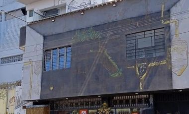 ¡Oportunidad de Inversión! Local Industrial en Venta en el Cercado de Lima con Grúa de Carga de 30 Toneladas