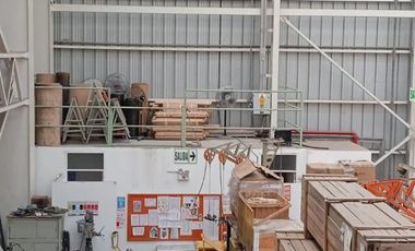 ¡Oportunidad de Inversión! Local Industrial en Venta en el Cercado de Lima con Grúa de Carga de 30 Toneladas