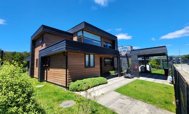 VENTA CASA MEDITERRANEA COMO NUEVA