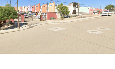 CASA EN VALLE DE RENEE, LOS VALLES TIJUANA. ¡¡¡NO CREDITOS!!!