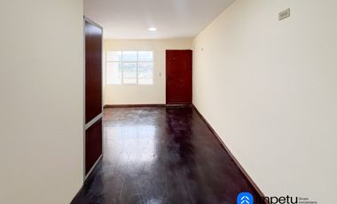 Se vende casa independiente de tres plantas