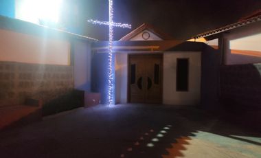 CASA  GRANDE EN VENTA - EN LA MITAD EL MUNDO QUITO