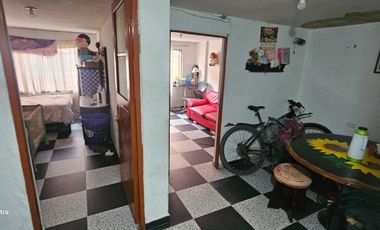 CASA EN VENTA EN MOSQUERA