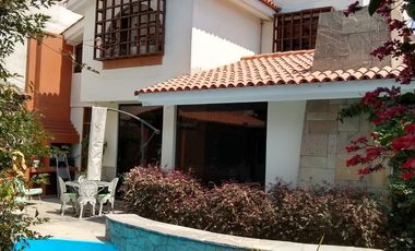 Venta casa La Molina 6 dormitorios Urb Sirius