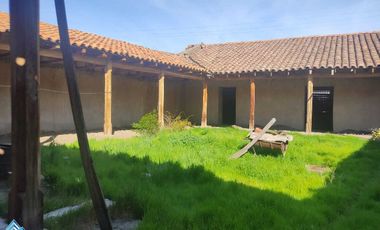 Se vende Terreno de 2,2 hectáreas con Gran Casona en Bucalemu, San Felipe.