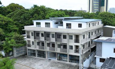 For Sale: Commercial Building in Pleasant Village, Alabang,Muntinlupa