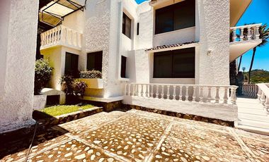 Acapulco Villa En Venta En Pichilingue 4 recamaras , 4.5 baños , condominio de 20 casas