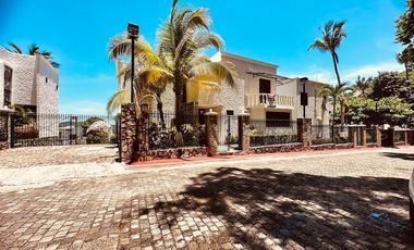Acapulco Villa En Venta En Pichilingue 4 recamaras , 4.5 baños , condominio de 20 casas