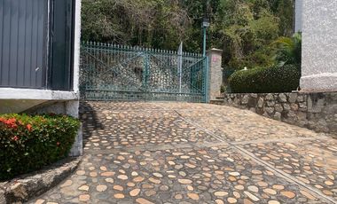 Acapulco Villa En Venta En Pichilingue 4 recamaras , 4.5 baños , condominio de 20 casas