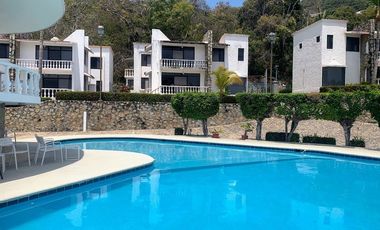 Acapulco Villa En Venta En Pichilingue 4 recamaras , 4.5 baños , condominio de 20 casas