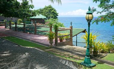 Stunning Cliff-Top Beachfront Resort in Initao