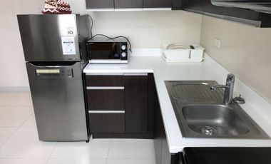 Eton Parkview Penthouse in Legazpi Village, Makati 2BR Condo Loft for Sale
