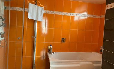 VENTA DE CASA 3 PISOS MAS TERRAZA A.C. 287M2 EN SAN JUAN DE MIRAFLORES