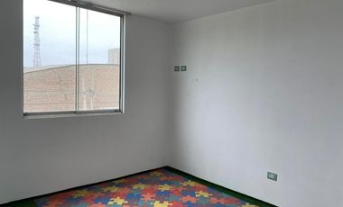 VENTA DE CASA 3 PISOS MAS TERRAZA A.C. 287M2 EN SAN JUAN DE MIRAFLORES