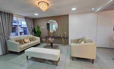 Casas VIP venta Calderón