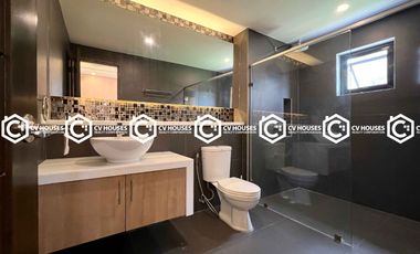 Freshly Renovated----4 Bedrooms House & Lot for Rent with Private Pool