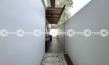 Freshly Renovated----4 Bedrooms House & Lot for Rent with Private Pool