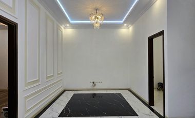 Rumah baru design classic di Pondok Kelapa Jakarta Timur