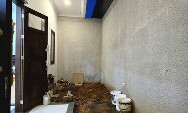 Rumah baru design classic di Pondok Kelapa Jakarta Timur