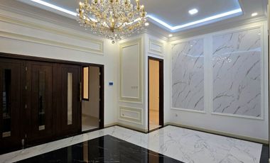 Rumah baru design classic di Pondok Kelapa Jakarta Timur