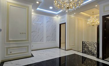 Rumah baru design classic di Pondok Kelapa Jakarta Timur