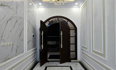 Rumah baru design classic di Pondok Kelapa Jakarta Timur
