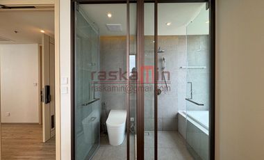 Beachfront 2-Bedroom Condo for Sale – High Floor, Private Elevator