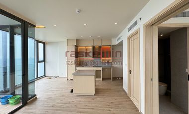 Beachfront 2-Bedroom Condo for Sale – High Floor, Private Elevator
