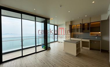 Beachfront 2-Bedroom Condo for Sale – High Floor, Private Elevator