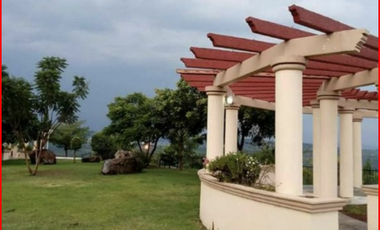 VENTA ESPACIOSA CASA EN FRACC URBI PASEOS DE SANTIAGO TONALA JALISCO