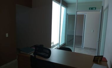 CASA EN RENTA ZONA NORTE  ADECUADA PARA OFICINA