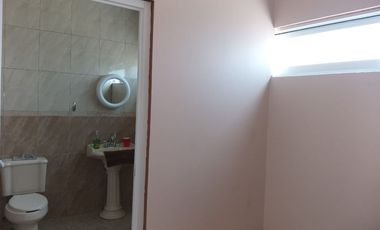 CASA EN RENTA ZONA NORTE  ADECUADA PARA OFICINA