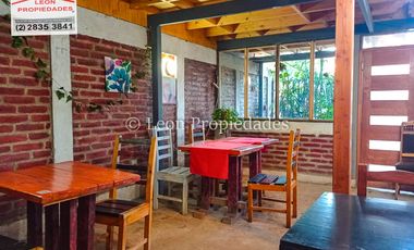 Leon Propiedades vende gran casa en Curacavi.