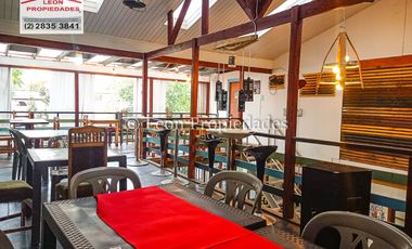 Leon Propiedades vende gran casa en Curacavi.