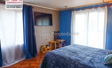 Leon Propiedades vende gran casa en Curacavi.