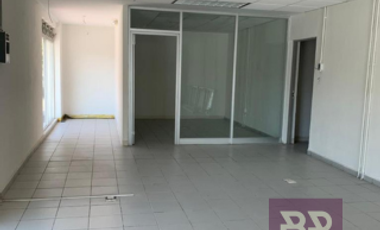 Local comercial en Renta - 270M2  municipio Zuazua