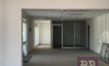 Local comercial en Renta - 270M2  municipio Zuazua
