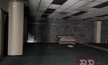 Local comercial en renta 3 plantas - 2,229M2
