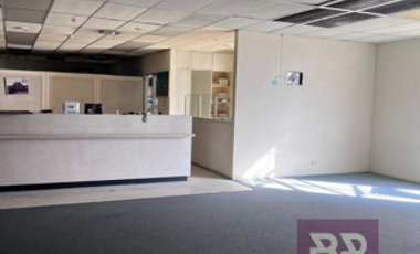 Local comercial en renta 3 plantas - 2,229M2