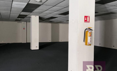 Local comercial en renta 3 plantas - 2,229M2