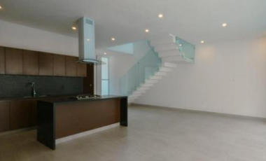 VENTA DE HERMOSA CASA EN FLUVIAL VALLARTA, JAL.