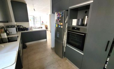 IMPECABLE !!! LUIS THAYER OJEDA / METRO TOBALABA